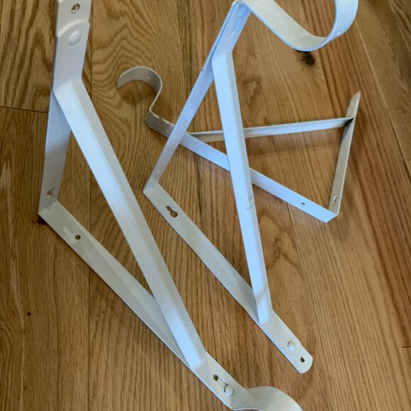 3x Heavy-Duty Shelf and Rod Support Bracket - Metal - White - 11-in L x 10-in - Picture 4 of 7